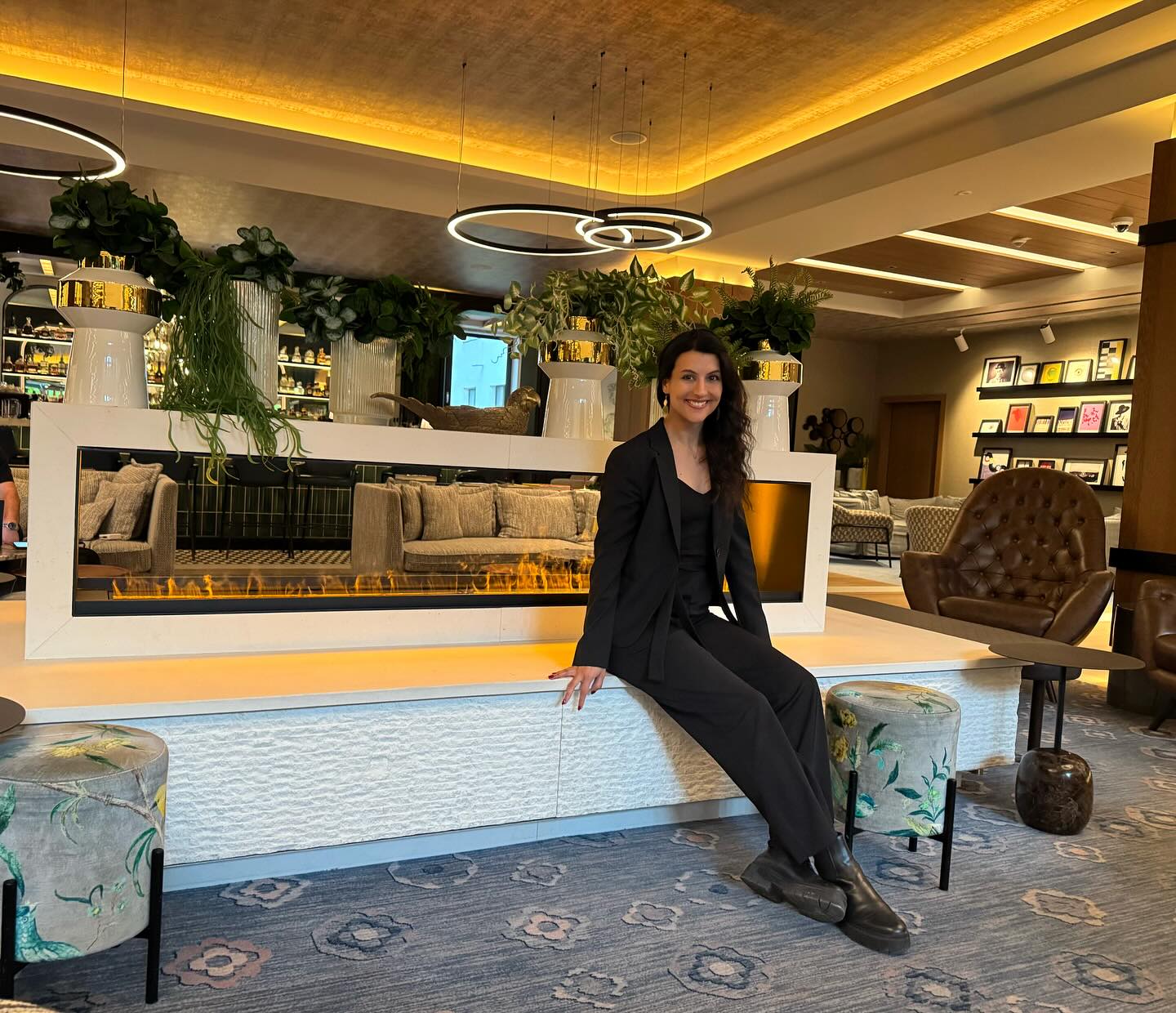 „Bevor es zum Gesellschaftsabend im TIPI am Kanzleramt ging, startete der Abend mit einem ersten Treffpunkt im Hilton Hotel am Ku’damm.“

#hilton #location #kuhdamm @hiltonberlin